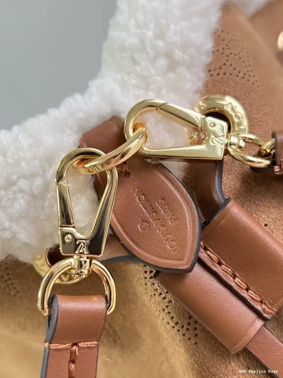 Aaa replica ru BELLA VUITTON LOUIS 0606